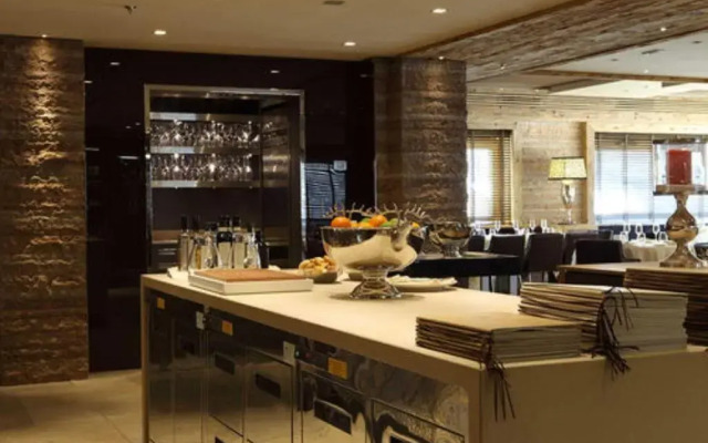 Rosapetra Spa Resort