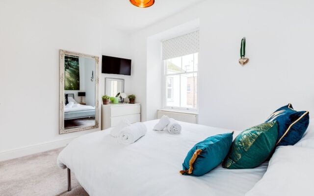 Accommodation Orla-Mo