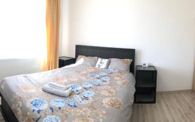 Lovely Apartment in Craiova