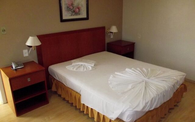 Geneviee Palace Hotel