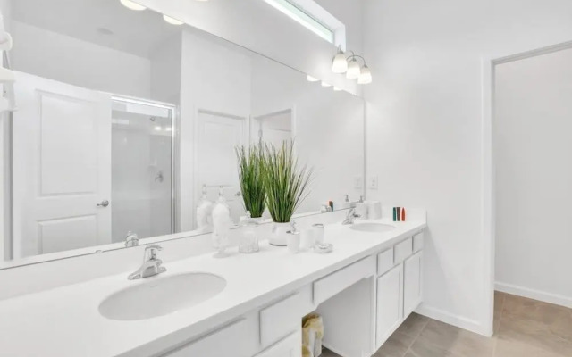 Beautiful 12 Bedrooms House 4473 12 Villa