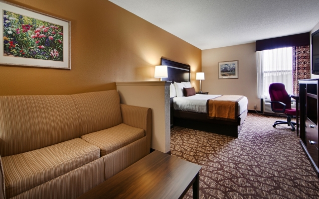 Best Western Plus Belle Meade Inn & Suites