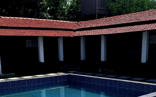 Oyo Flagship 806324 Kresort