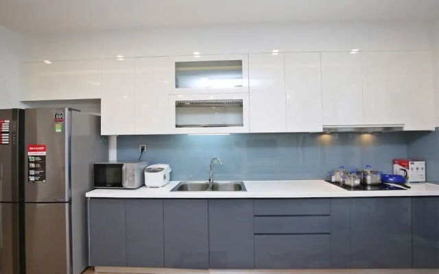 Homefromhome Metropolis Apartments