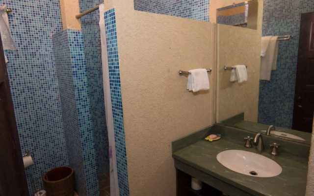 La Casa de Joy Airport Apartments