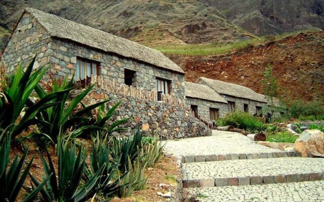 Pedracin Village