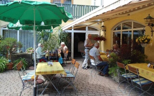 Gasthof und Landhotel Zur Ausspanne