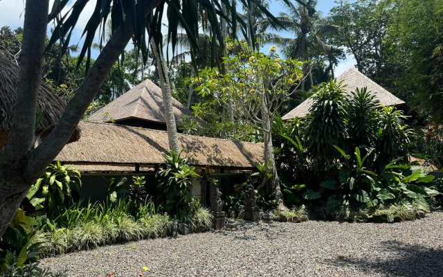 Villa Pantulan Bali Hotel