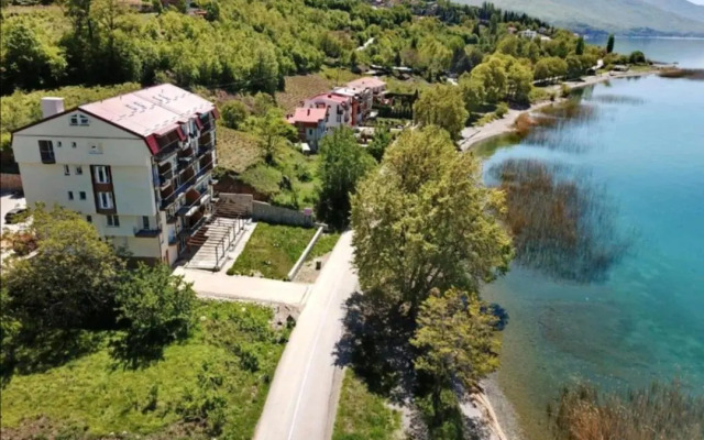 Vera Apartments