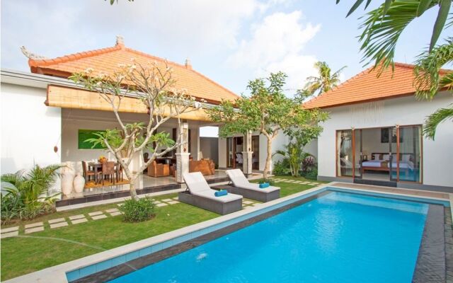 Villa Biru