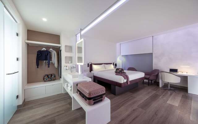 YOTELAIR Istanbul Airport (Airside) 