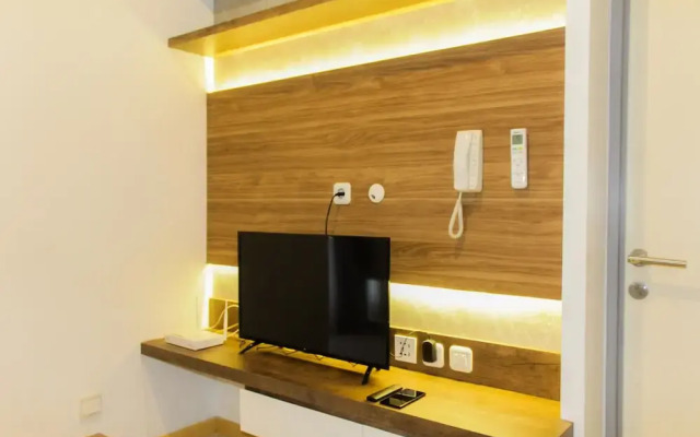 Modern and Clean 2BR Apartment at M-Town Residence