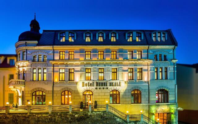 hotelImage