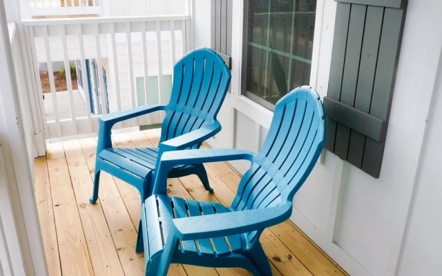 Southern Charm by RedAwning