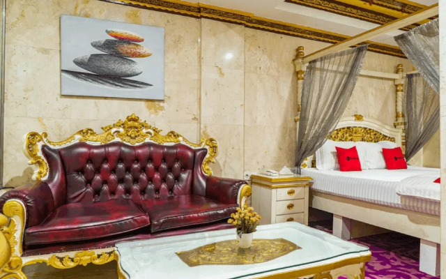 RedDoorz Plus near Chadstone Mall