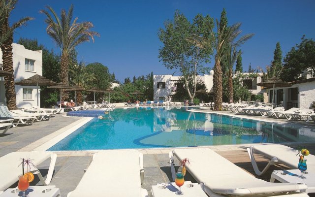 Paphos Gardens Holiday Resort