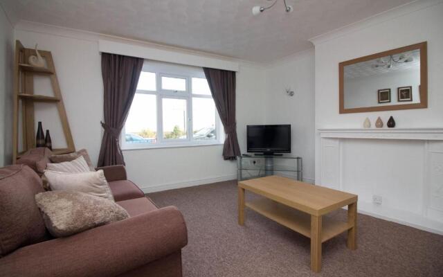Lovely Sea Front House in Cleethorpes - sleeps 6