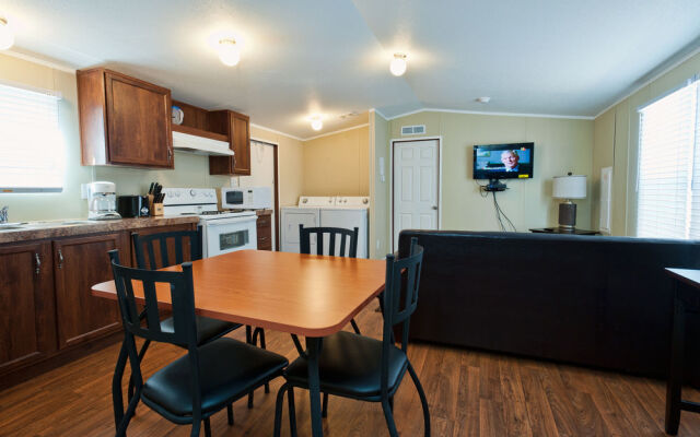 Signor Lodging - Carrizo, TX