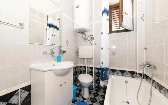 Five-Bedroom Holiday Home in Kastel Novi