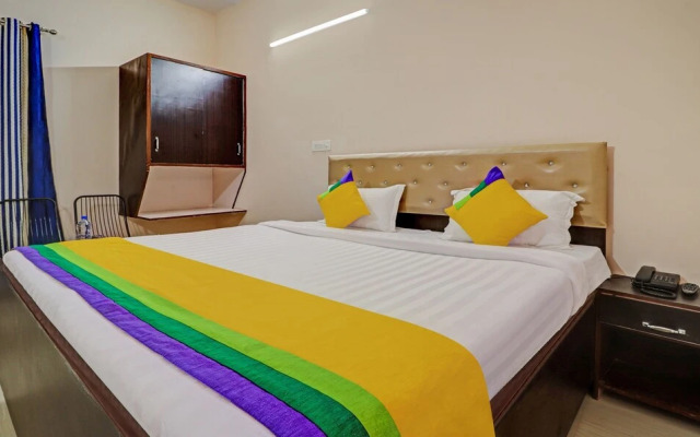 Itsy By Treebo - Divine Inn