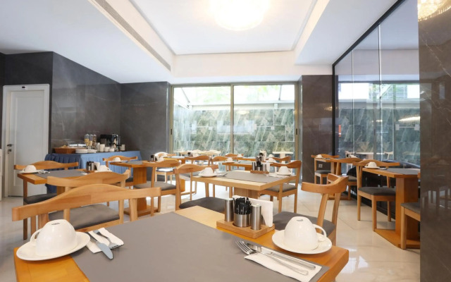 Riva Hotel Alsancak