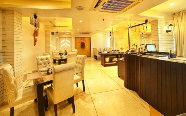 Hotel Amrta