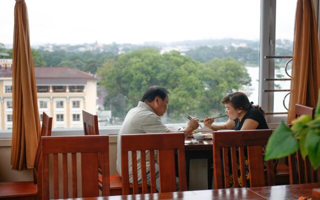 Marguerite Hotel