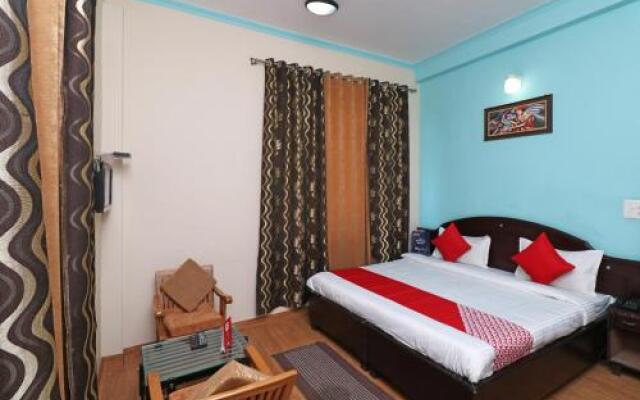 Oyo 27891 Hotel Binsar Rooms