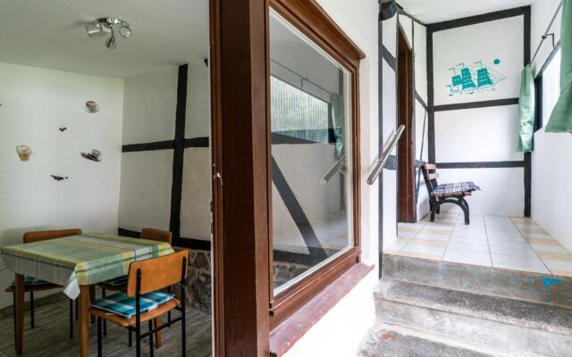 Lake View Apartment in Klein Pravtshagen near Seabeach with Garden