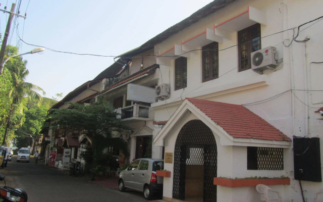 Madeleine Inn Guest House