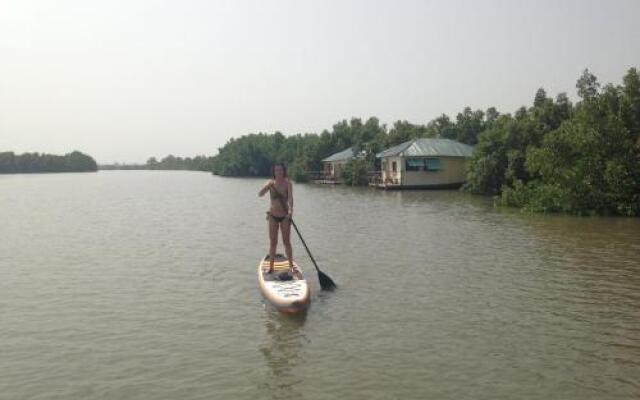 Bintang Bolong Lodge