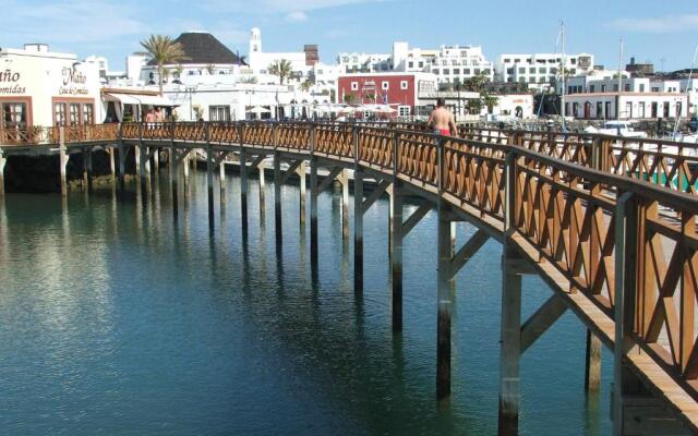 Lanzarote Yacht Hotel