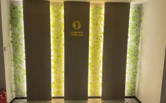 Fuyu Xinyue Business Hotel