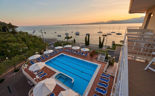 Hotel Benacus Torri del Benaco