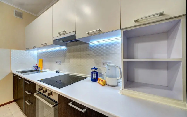 Apartment Voskresenska 18