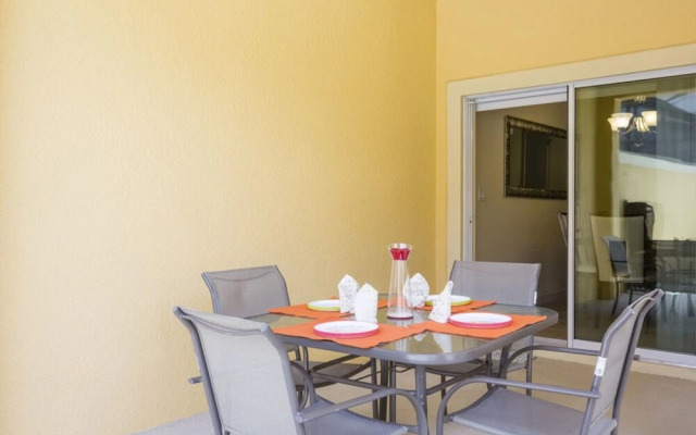 Bismarck Palm Townhome 8971