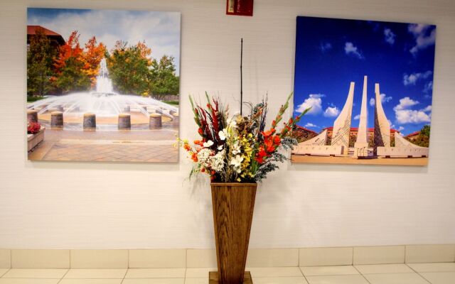 Baymont by Wyndham Lafayette