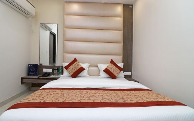 OYO 11593 Hotel Aman Guest House