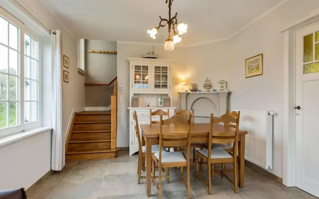 Renovated Hortensia Villa Next to the Dunes