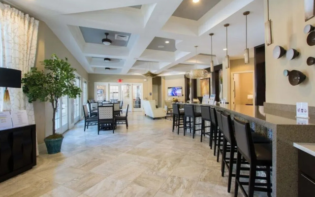 Solterra - 5 Bedrooms Townhome w/Spashpool-7041SR