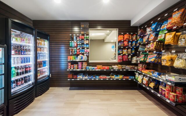 Holiday Inn Express Warrenton by IHG