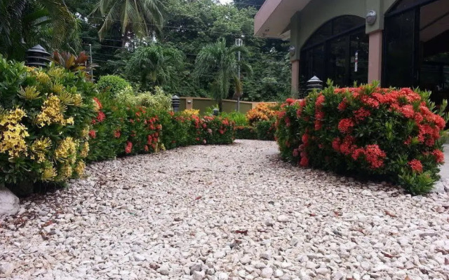Cacao Lodge