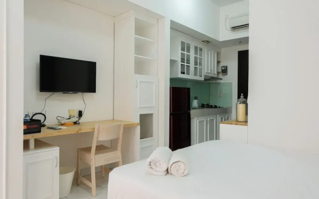 Best Price Studio at Casa De Parco Apartment