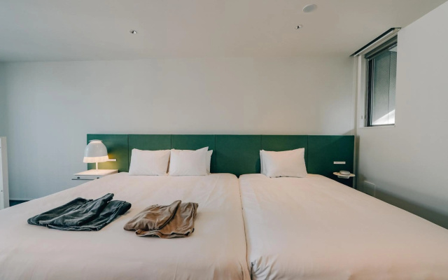 Botanical Pool Club – Guest Rooms – Kyonan