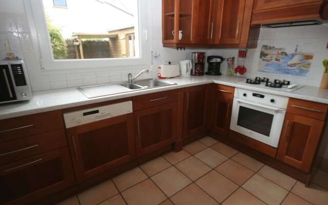 Authentic Villa in Erdeven France With Jacuzzi