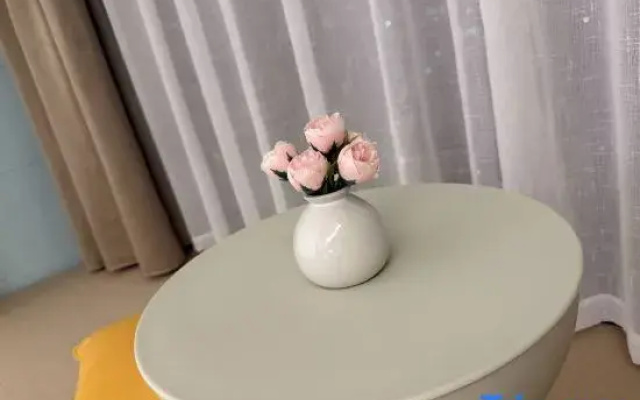 Shiguang Lanyu Movie Apartment (Zhangjiagang Meilin Plaza)