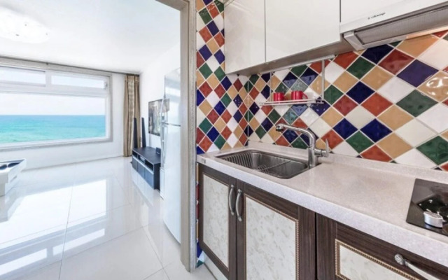 Goseong Coast House Pension