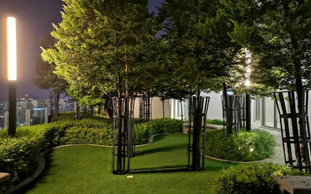 The Robertson Bukit Bintang by San Eclipses