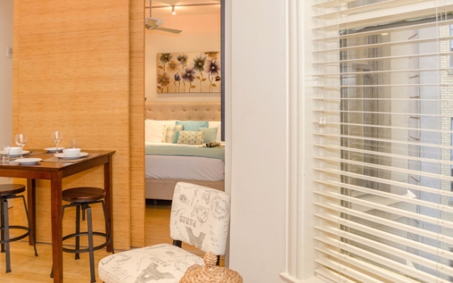 Common Street Apartment by Stay Alfred