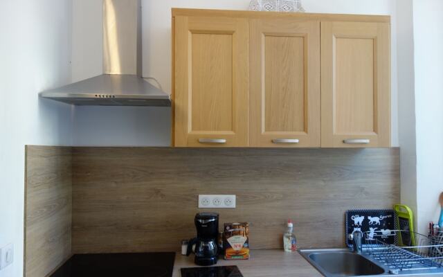 Welcome to Cannes - GALIENNI 3